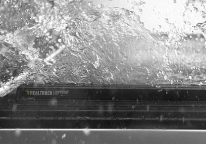 realtruck-retrax-pro-ts-tonneau-cover-pr-04.jpg