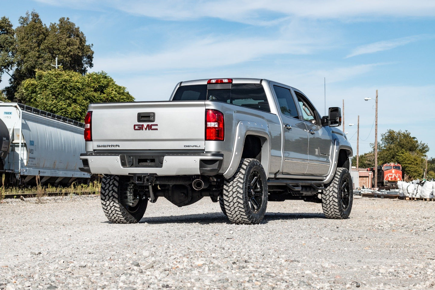 rear_6_1_1.jpg