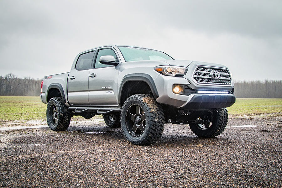 toyota-16-tacoma-silver-fp-rain-748n2_3.jpg