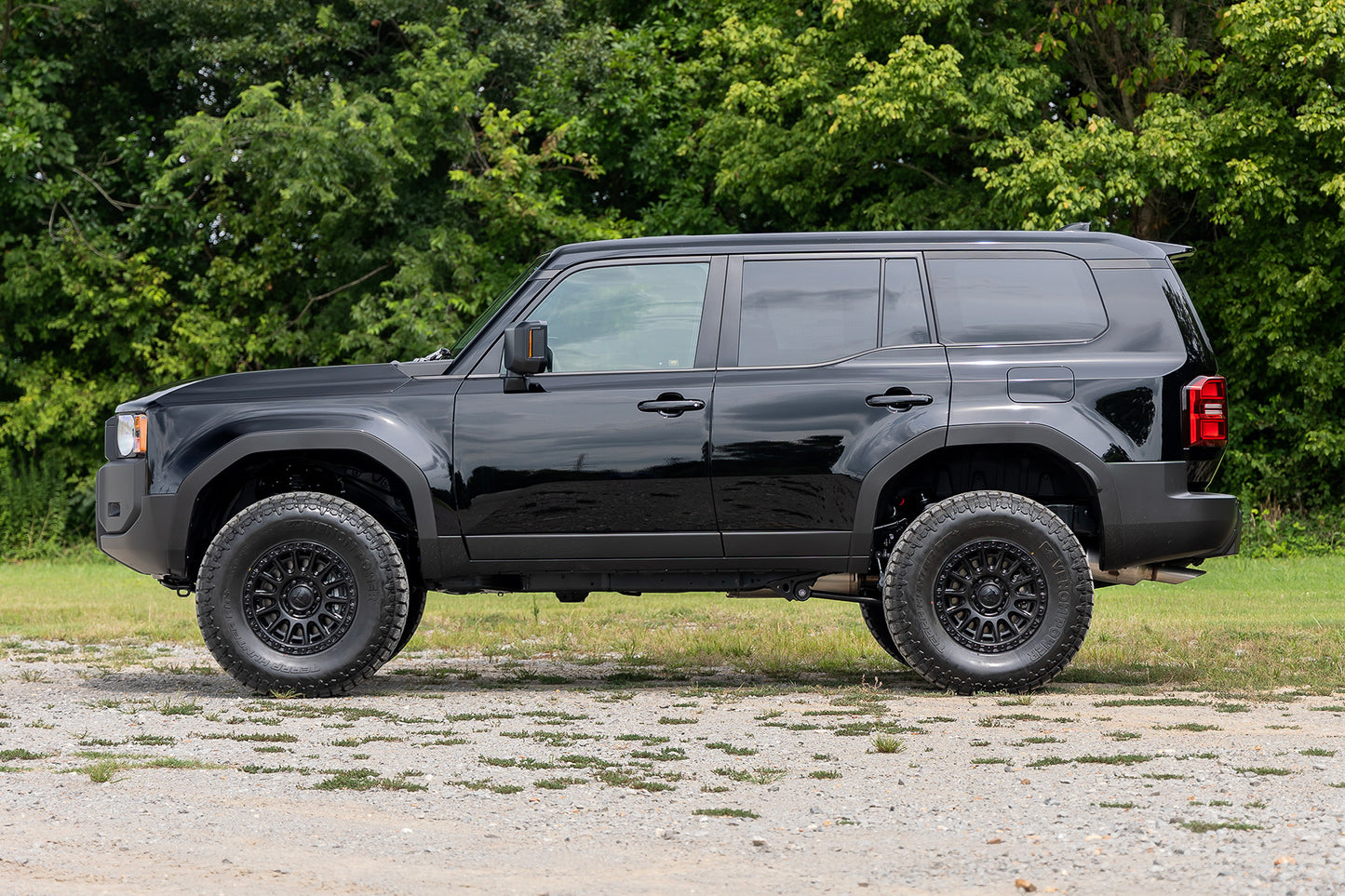toyota-land-cruiser-profile-72630_1_2.jpg