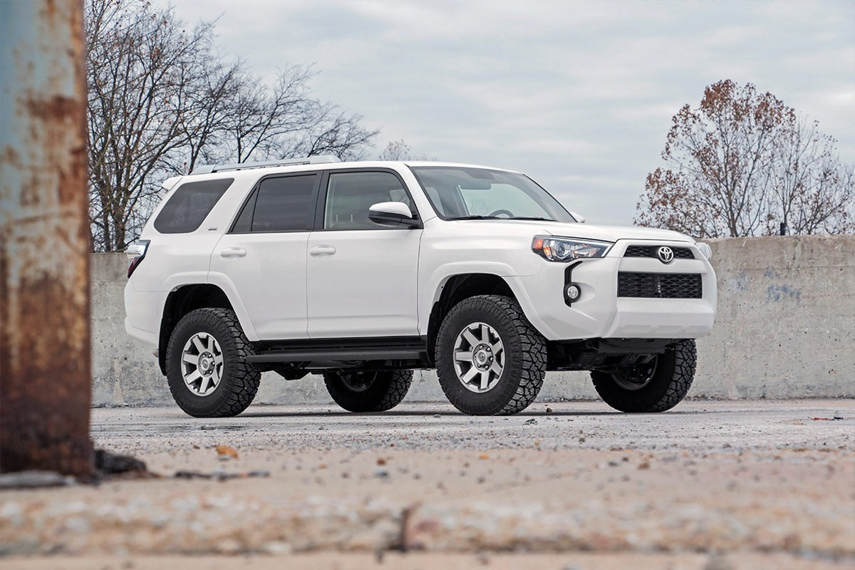 toyota-lift-kit_76620-white4runner1_1_3_2.jpg