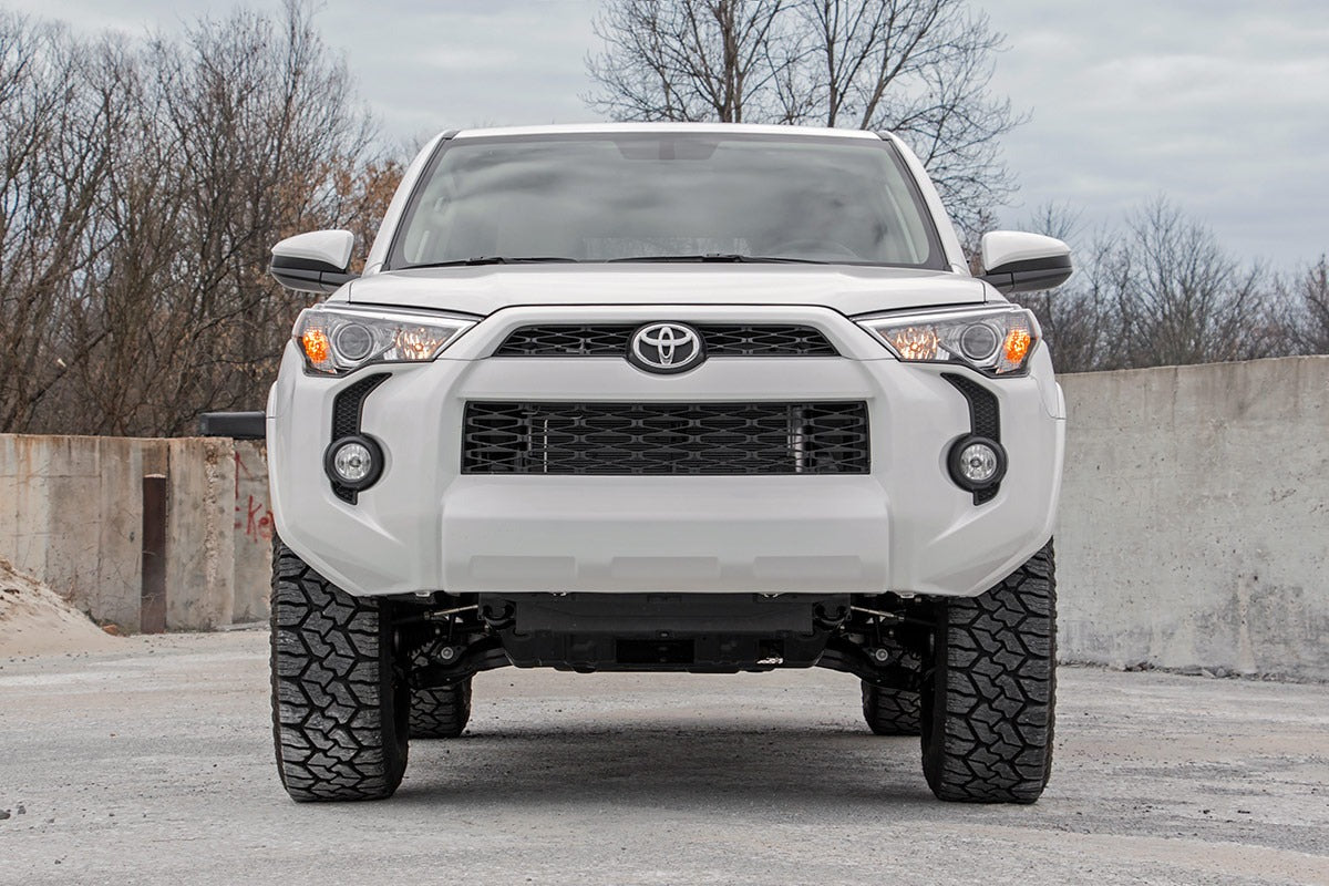 toyota-lift-kit_76620-white4runner2_1_2_4.jpg