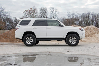 toyota-lift-kit_76620-white4runner3_1_2_5.jpg